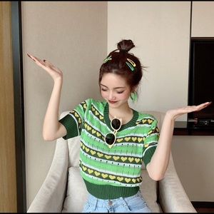 New Adorable Green Striped Cropped Sweater S
